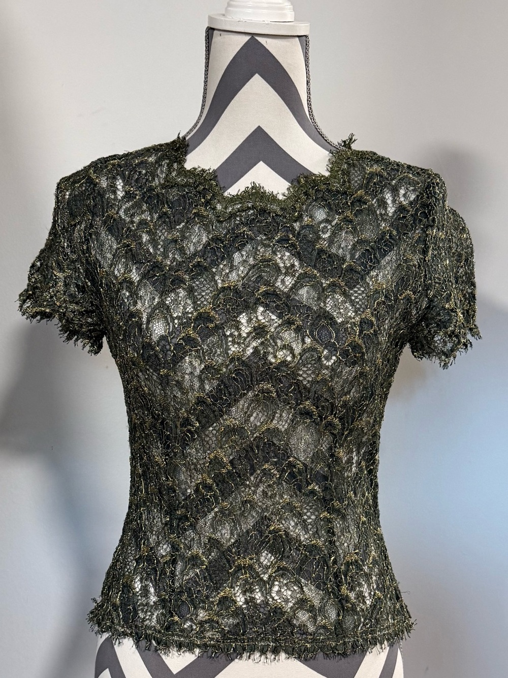 Carlisle Vintage Women’s Green Gold Metallic Lace Whimsigoth Blouse Size 8 EUC